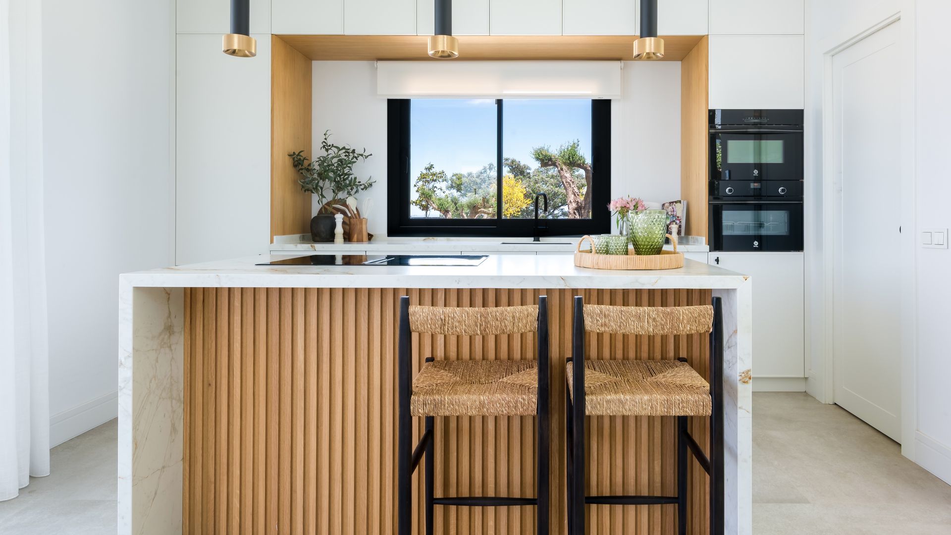 Cocina pequeña con isla