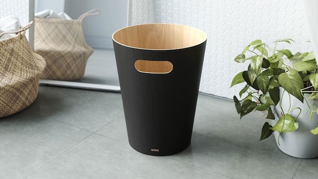 papelera escritorio umbra