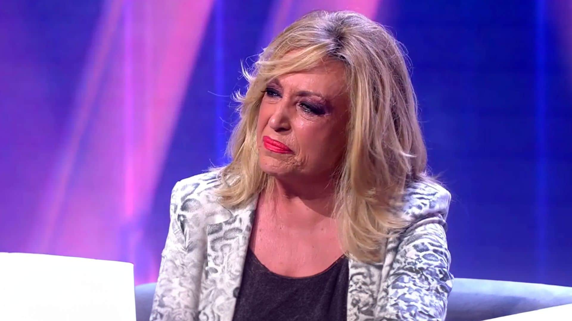 Lydia Lozano, rota de dolor, revela el delicado estado de salud de su marido: "Estuve dos días sin parar de llorar"