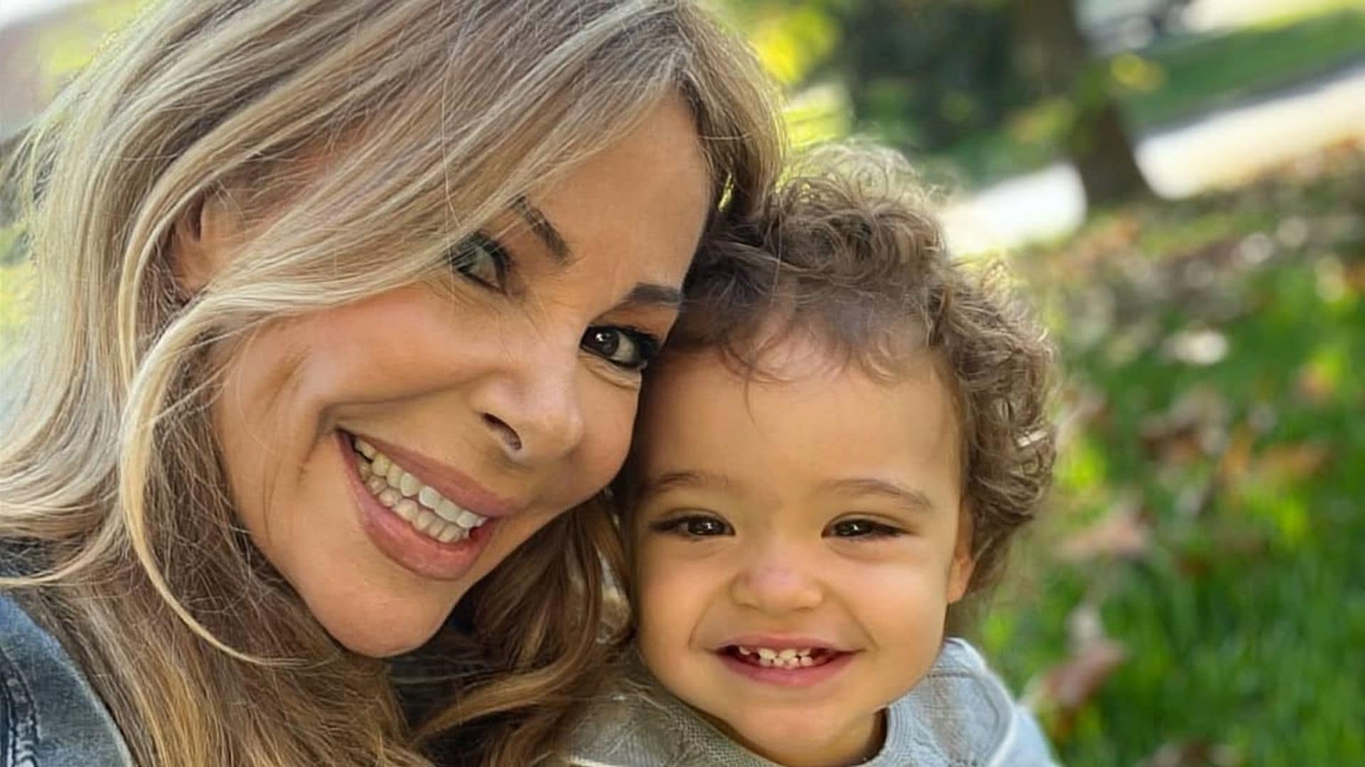 El divertido momento de Ana Obregón con Anita compartiendo un secreto de belleza que no te puedes imaginar