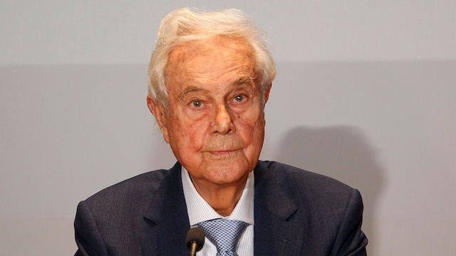 Plano medio de Gabriel Escarrer Juliá, fundador de Meliá Hotels International