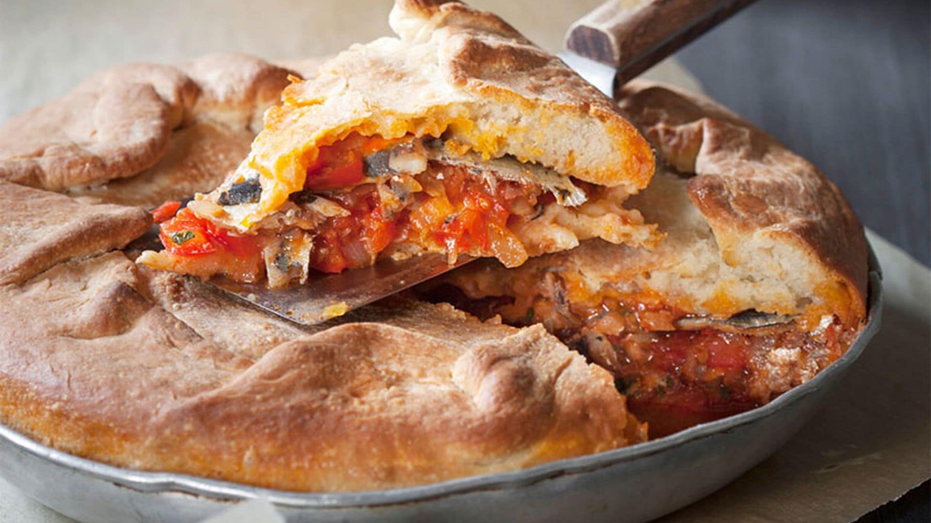 Empanada casera de sardinas