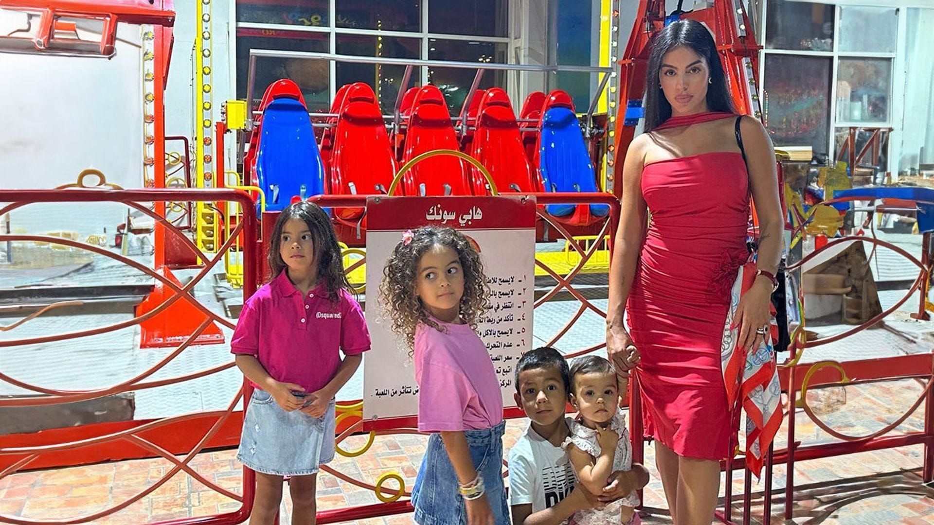 El gran cambio de Eva, Alana y Bella, las hijas de Georgina, convertidas en tres pequeñas 'influencers'