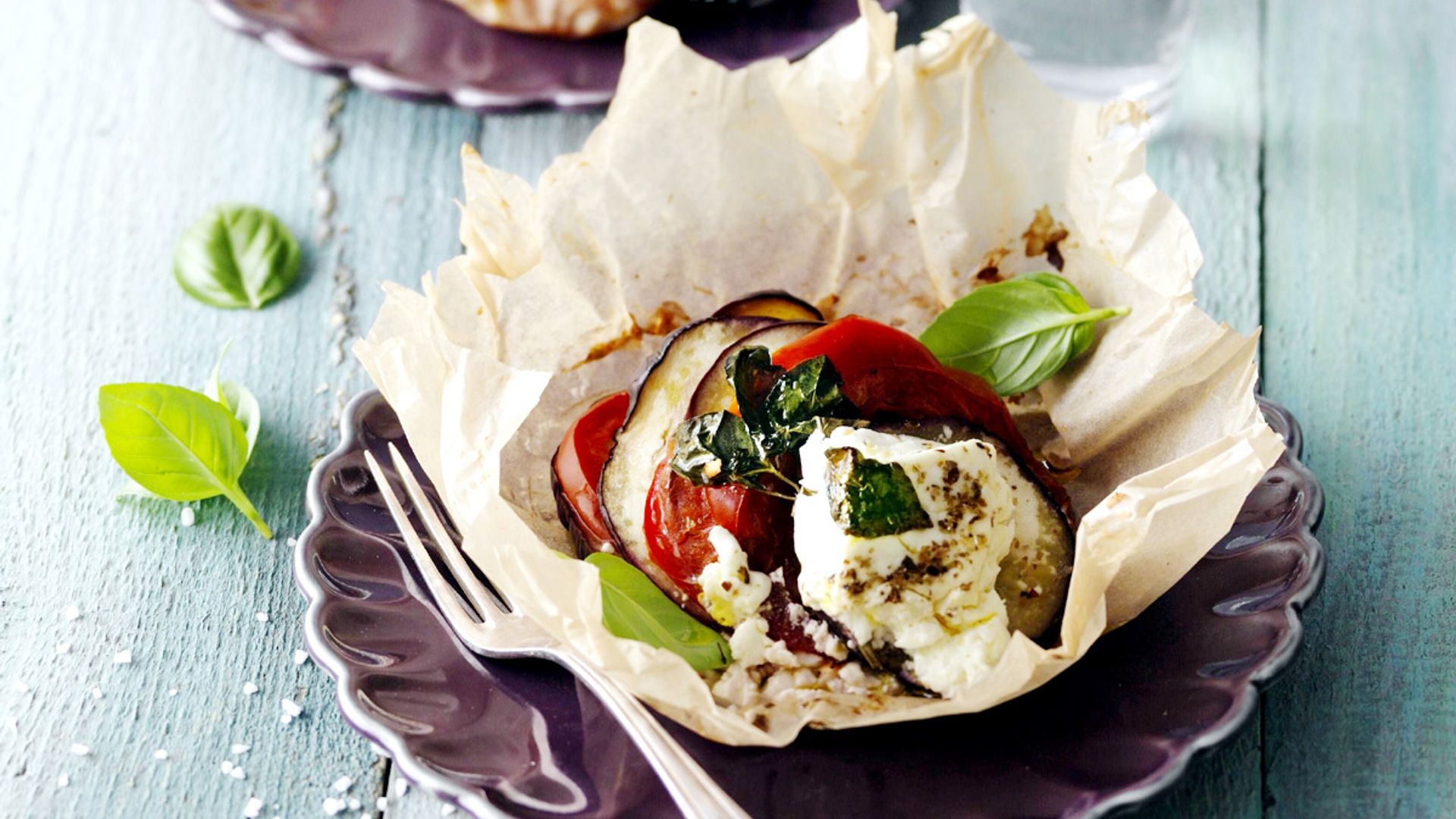 Papillote de berenjena y tomate Papillote de berenjena y tomate