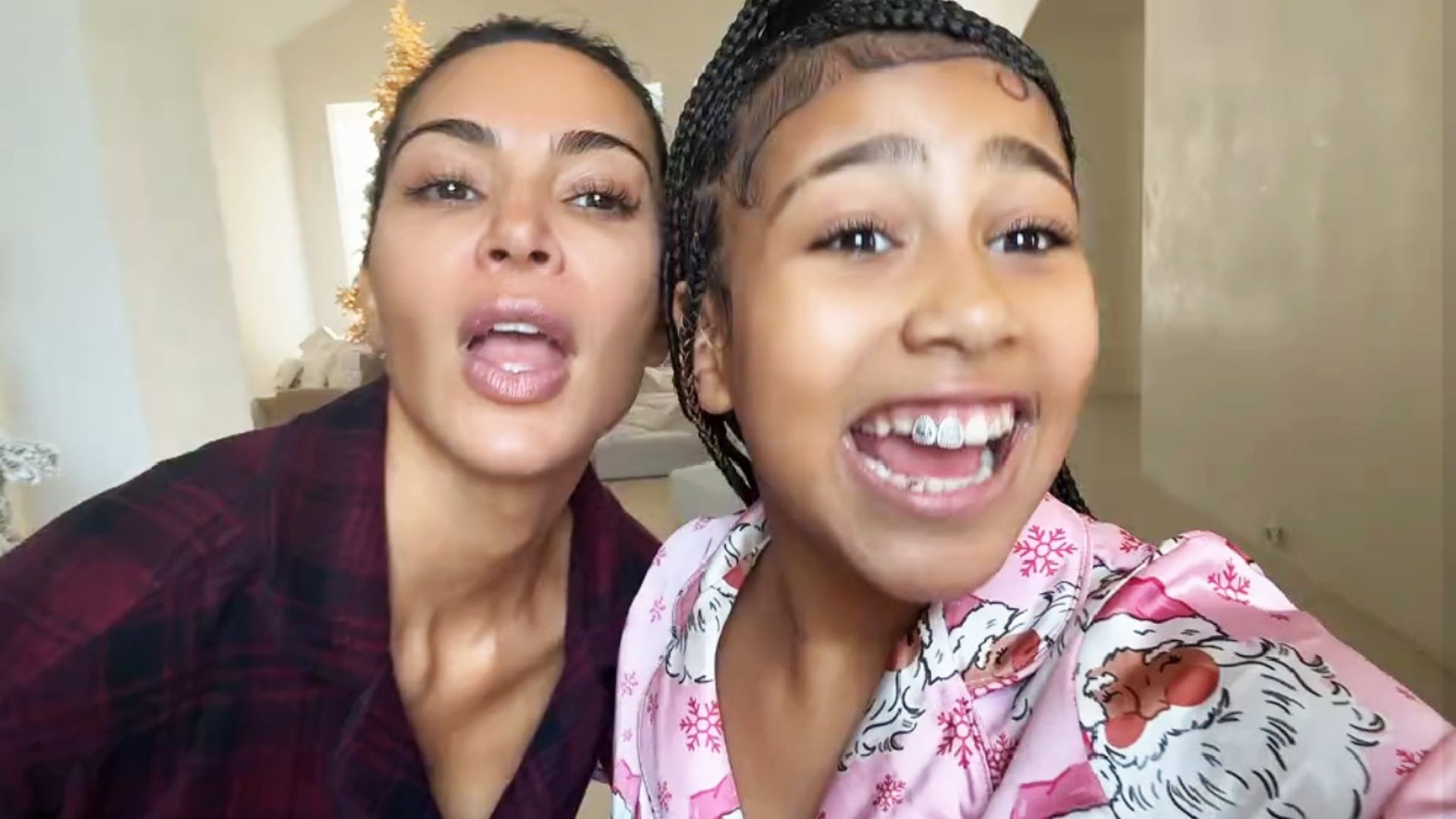 No te pierdas las últimas imágenes de la hija de Kim Kardashian que con 10 años, ¡luce una dentadura de diamantes!