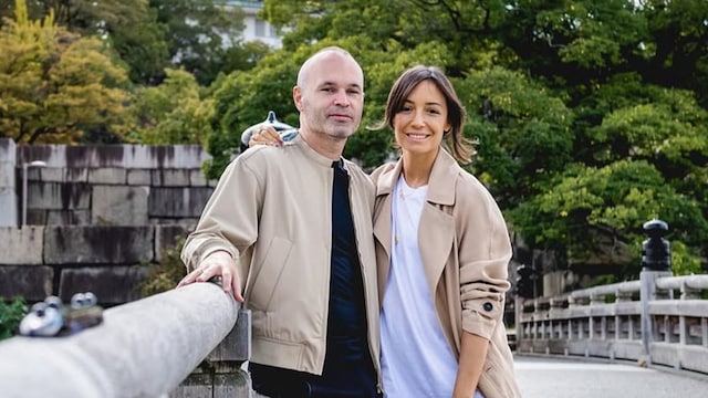 Andrés Iniesta y Anna Ortiz