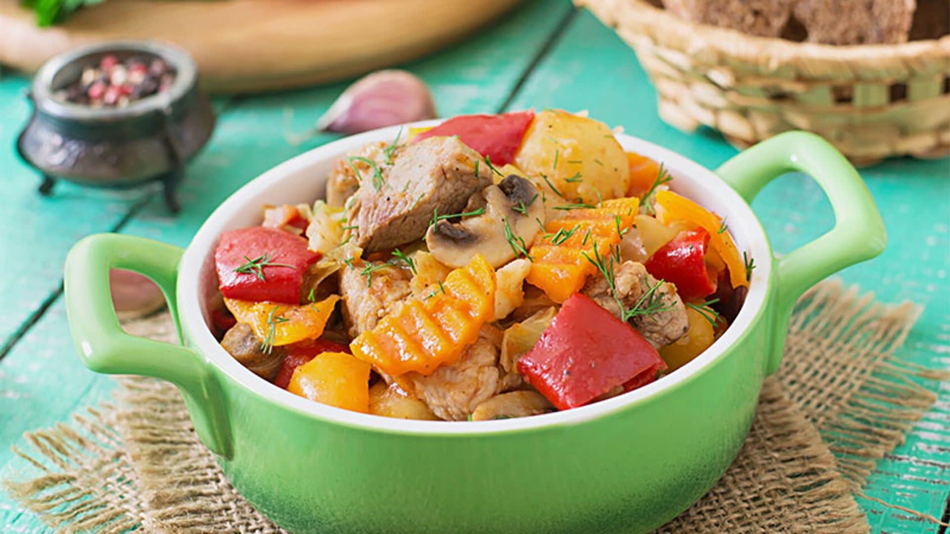 Ragú de magro de cerdo con vegetales