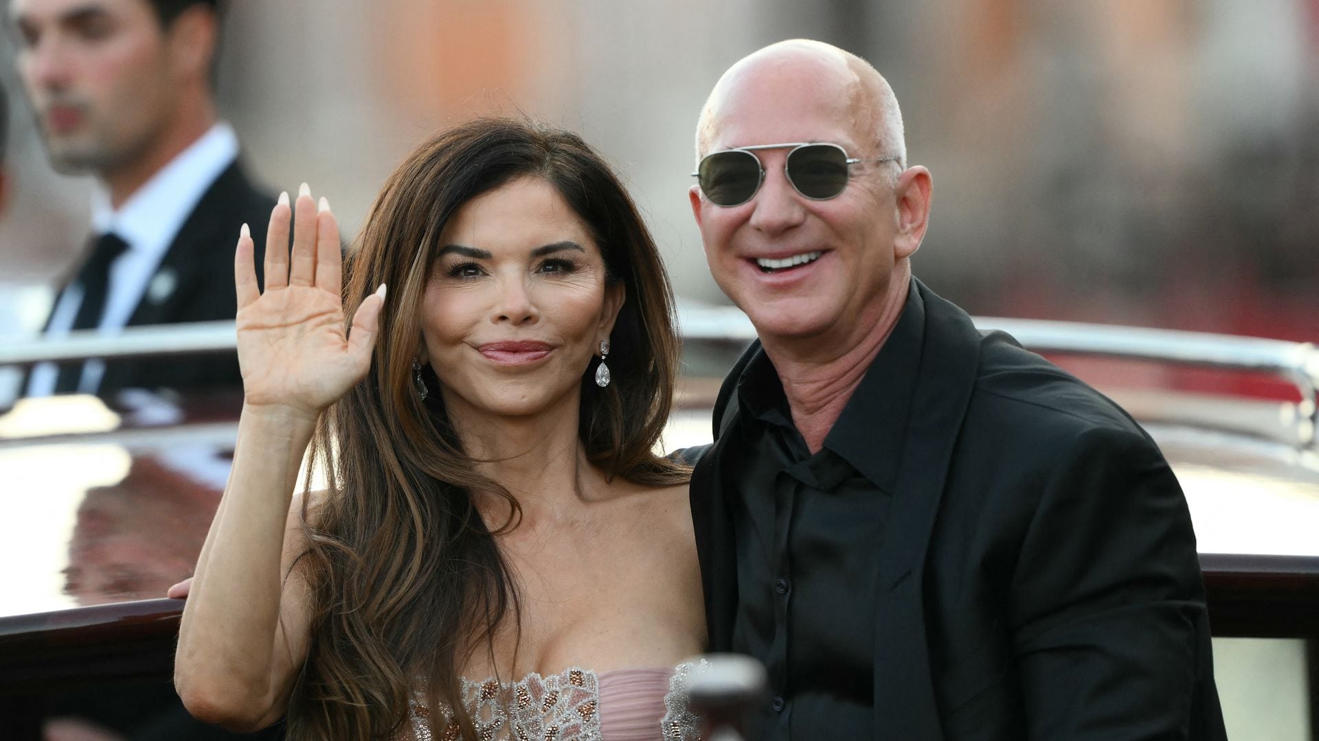 Jeff Bezos y Lauren Sánchez Bezos, en una cita doble con Leonardo DiCaprio y su novia en el Koru