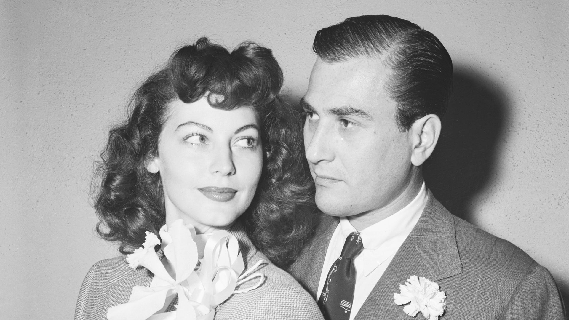 Ava Gardner y Artie Shaw el día de su boda en California