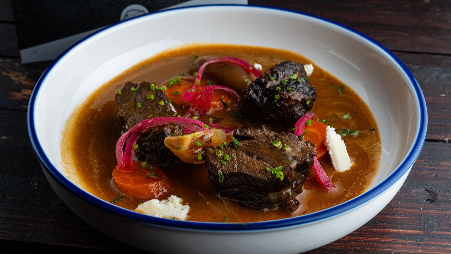 Secreto, presa, carrillada... aprende a cocinar las carnes ibéricas de montanera ahora que están en su mejor momento