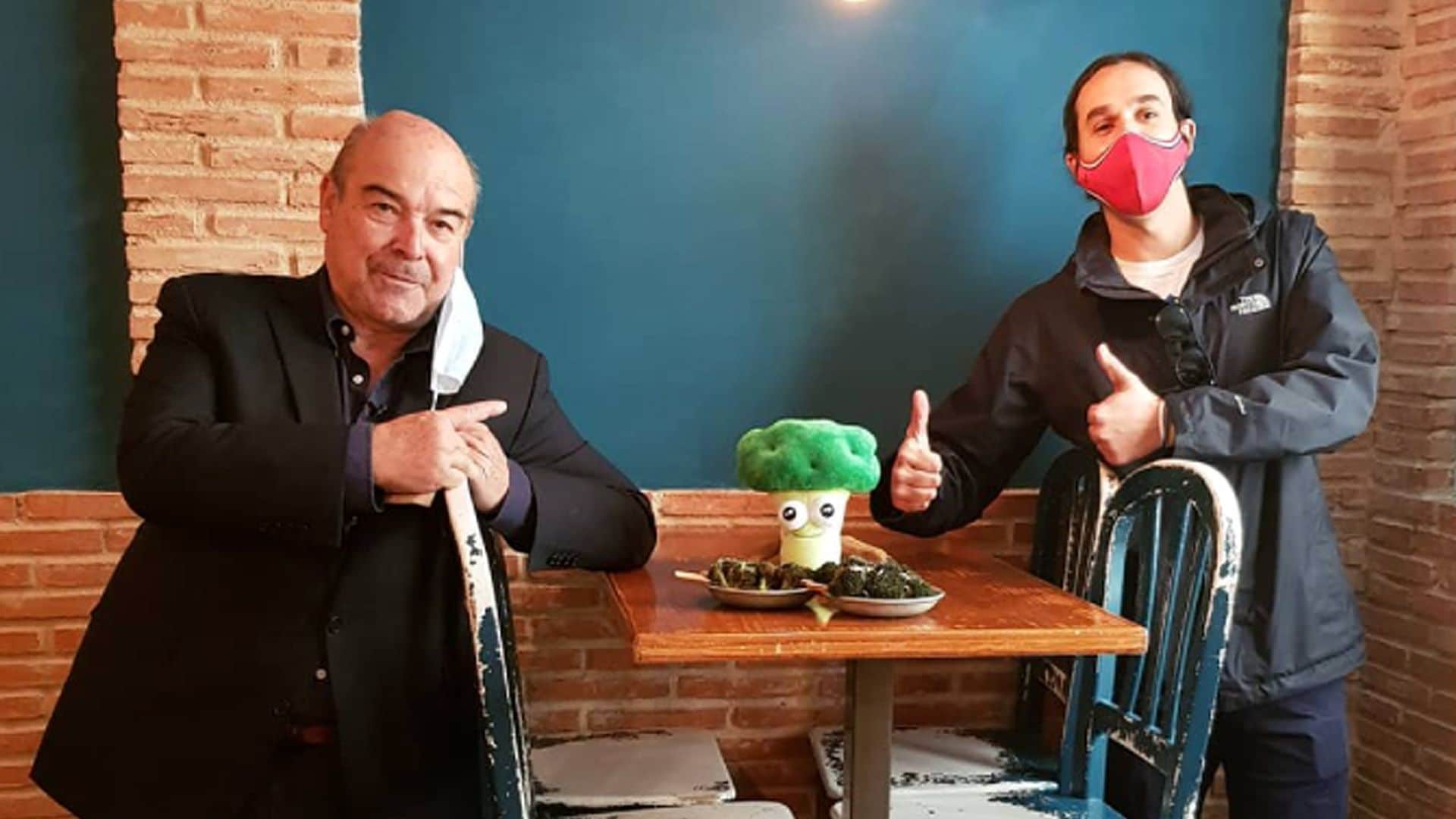 Ricardo, el hijo de Antonio Resines, cuenta cómo evoluciona el actor tras salir de la UCI