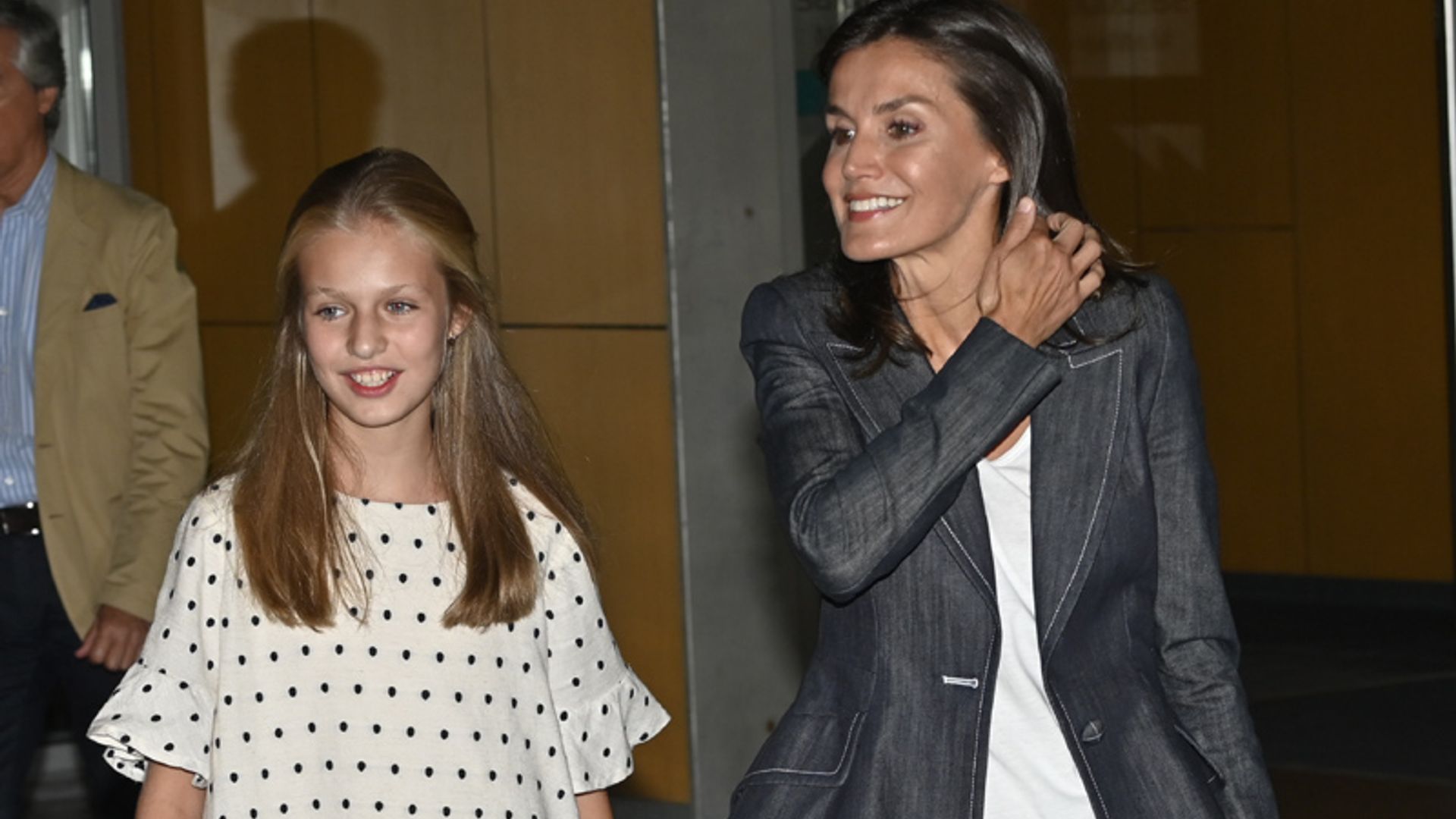 La reina Letizia y la princesa Leonor, tras visitar a don Juan Carlos: 'Ha hablado muchísimo'