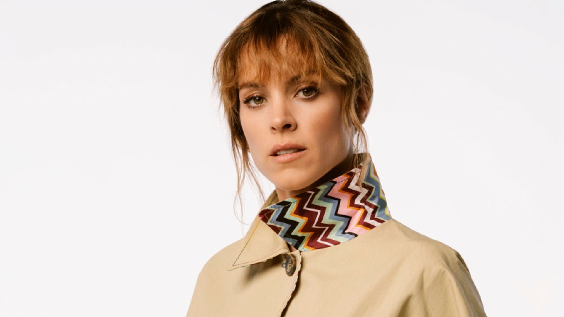 Maggie Civantos nos lleva de la risa a la acción con ‘Express’