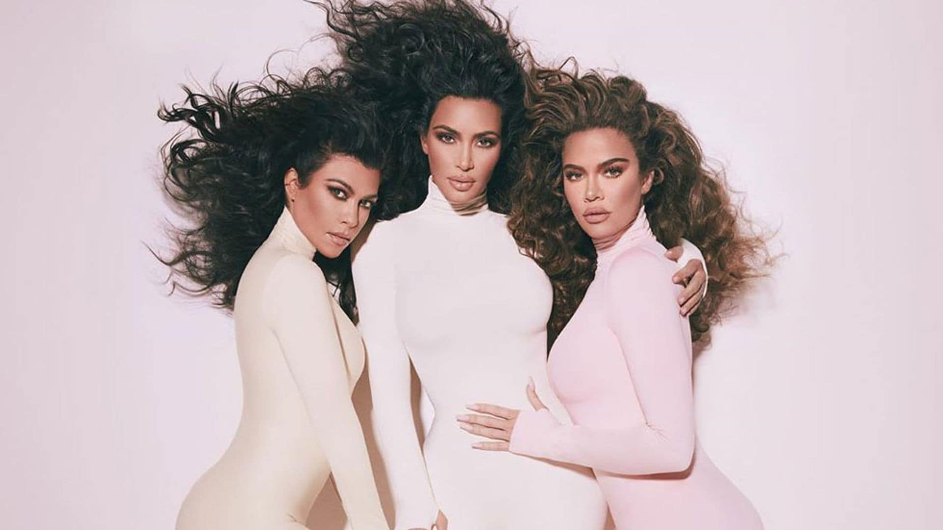 Consigue un pelo más brillante gracias al ritual de las hermanas Kardashian