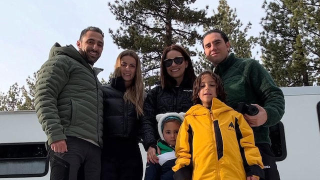 Tania Rincón y su familia