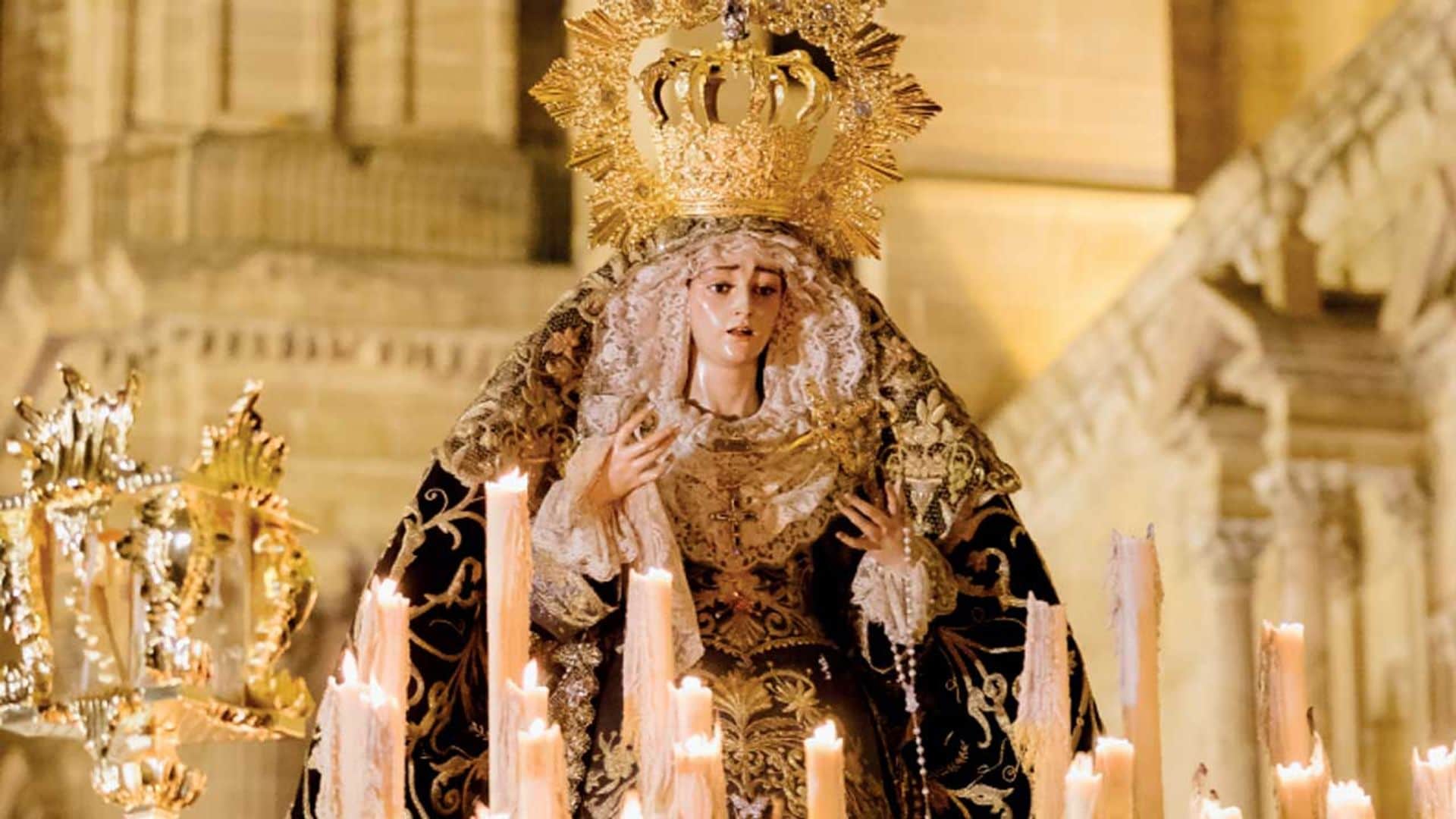 Vive con ¡HOLA!, y desde dentro, la Semana Santa de Andalucía