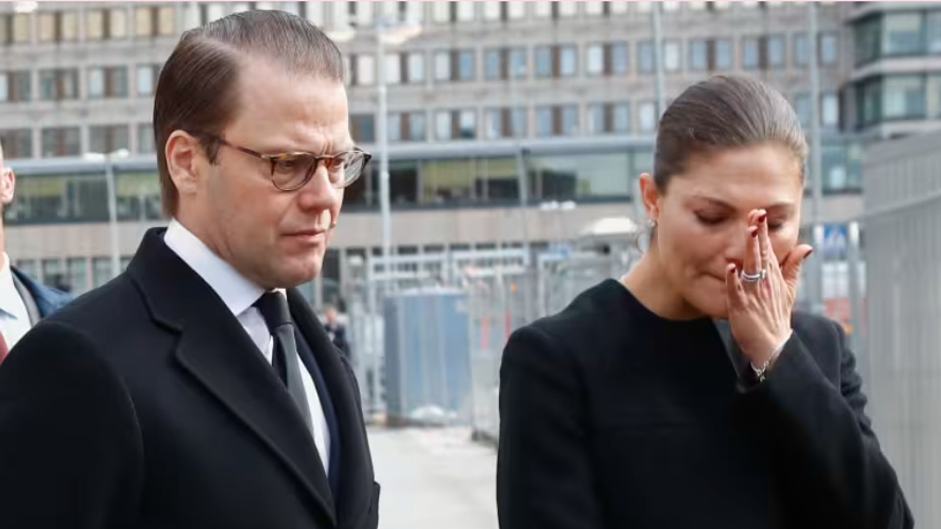 La princesa Victoria de Suecia, como nunca la habíamos visto, se despide de su padrino el monarca con una conmovedora carta