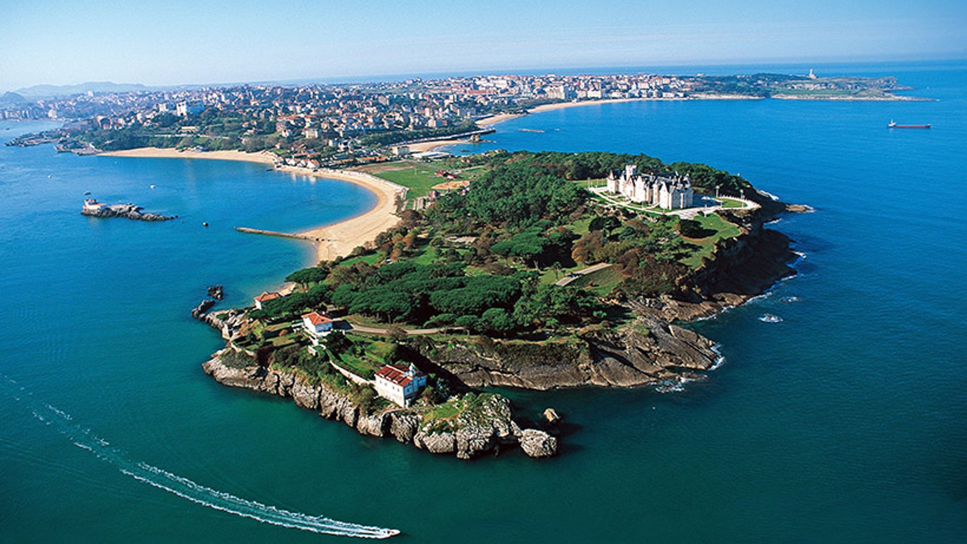 Santander, vigía del Cantábrico, en 9 imprescindibles