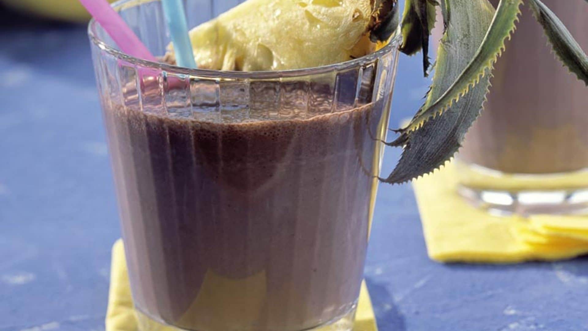 Cóctel de plátanos y chocolate (sin alcohol)