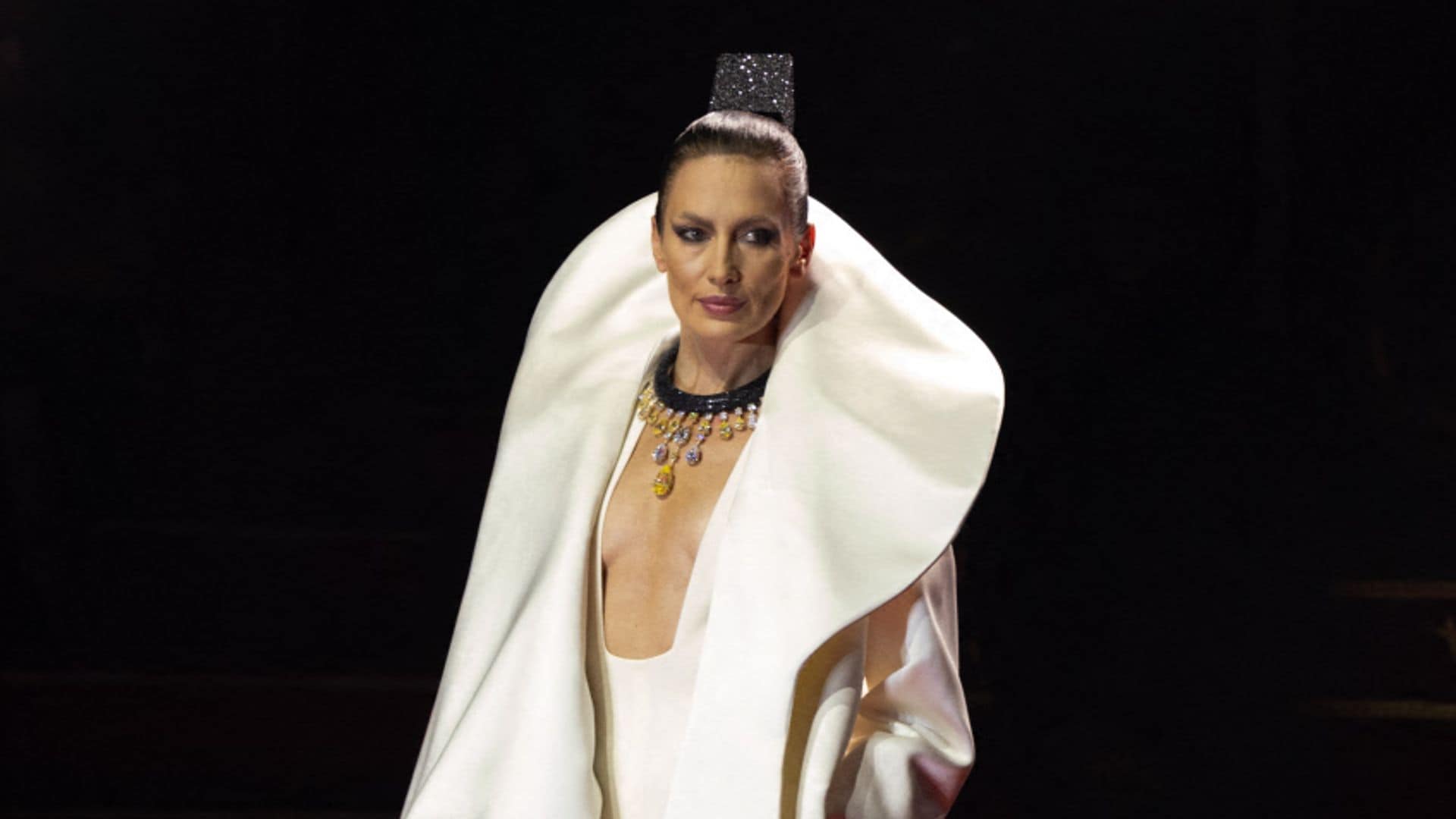 Stéphane Rolland viste de novia a Nieves Álvarez solo meses antes de su boda