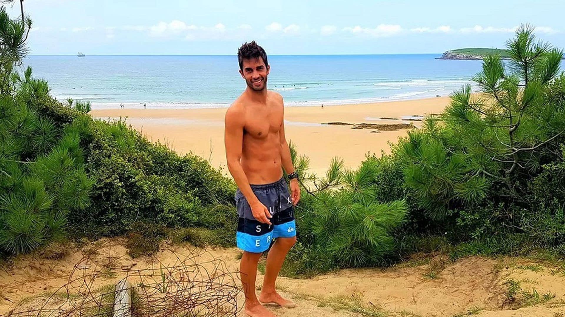Profesor, surfero y con una voz muy cotizada: todo sobre Santi Burgoa, el nuevo amor de Vanesa Romero