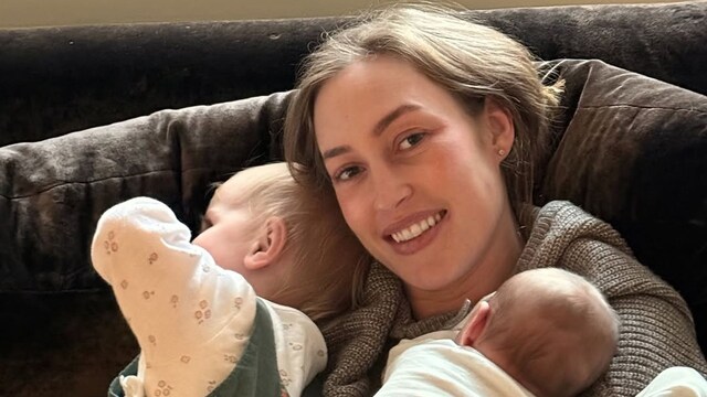 Tatiana Mountbatten con sus dos hijos