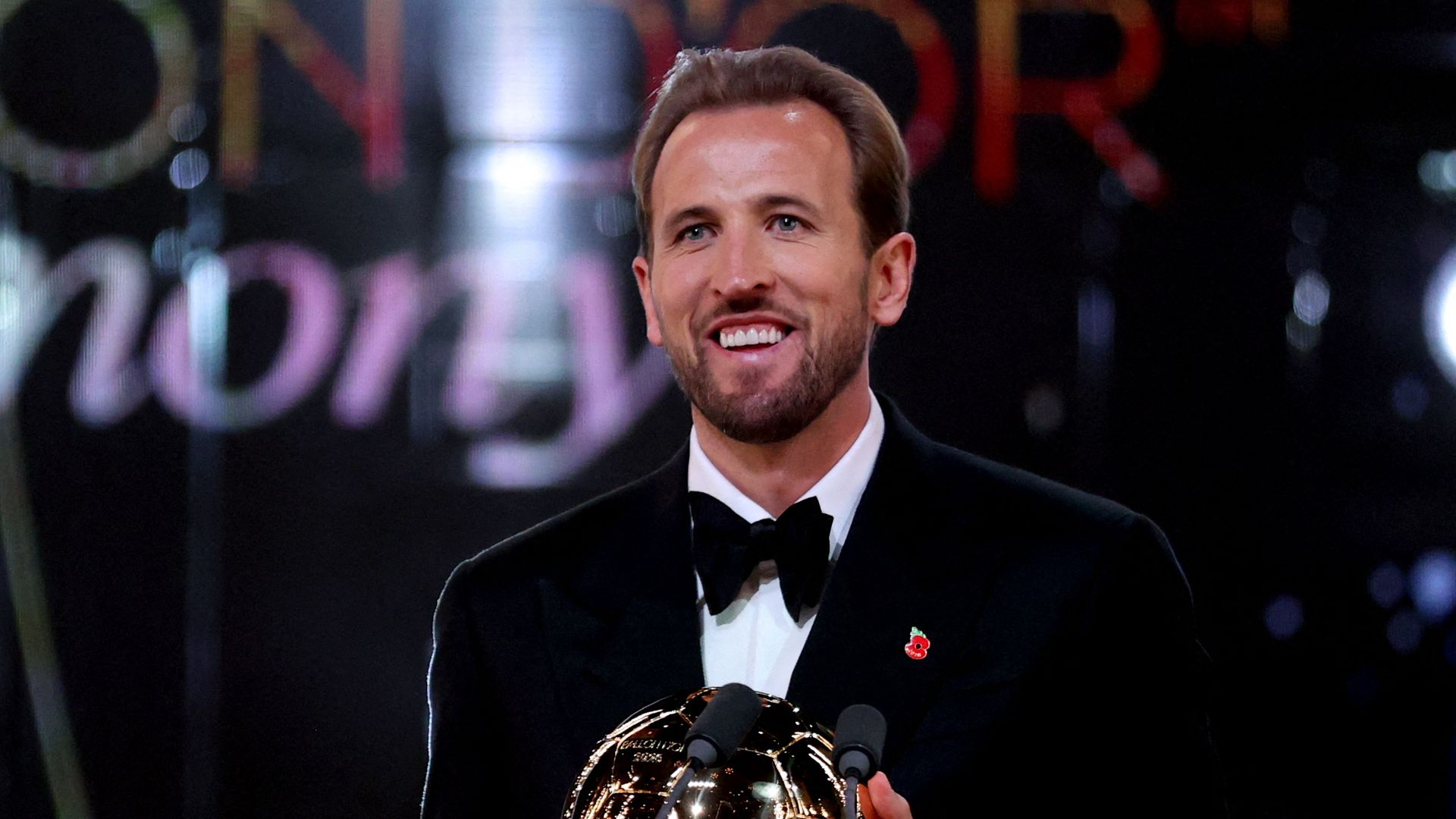 La foto de niños de Harry Kane y su mujer que se ha hecho viral 21 años después: una curiosa historia que acabó en boda y con 4 hijos
