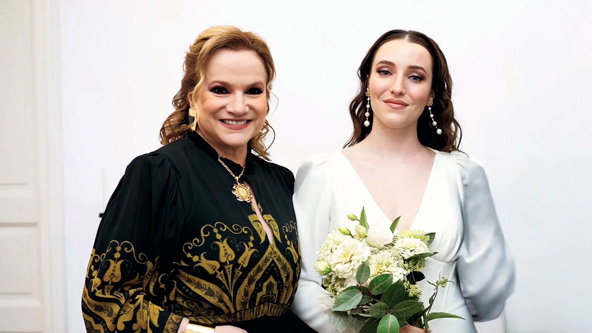 Rocío junto a su madre, Lucía Galán