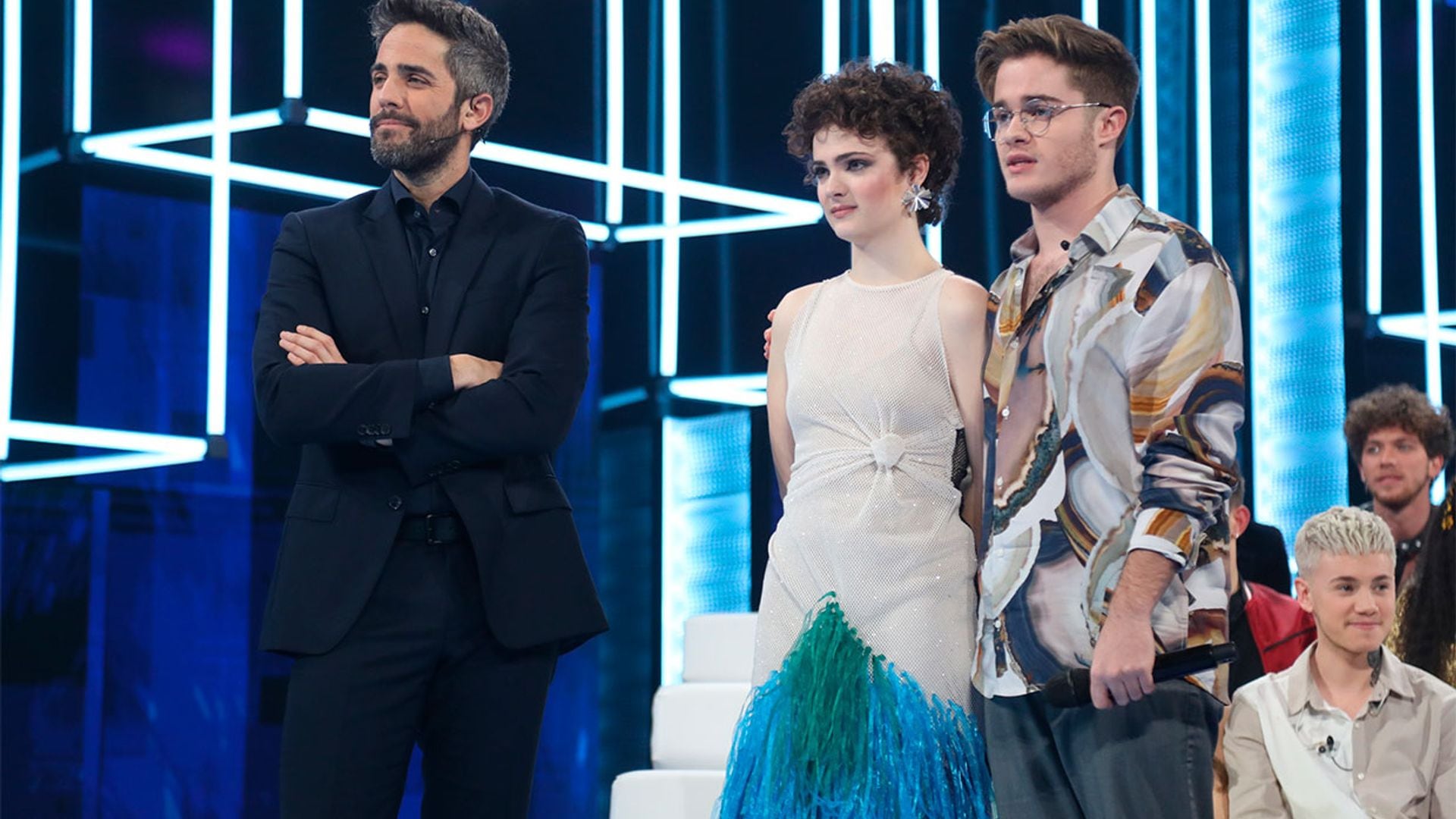 El beso 'secreto' de Anne y Gèrard se convierte en un auténtico fenómeno 2.0