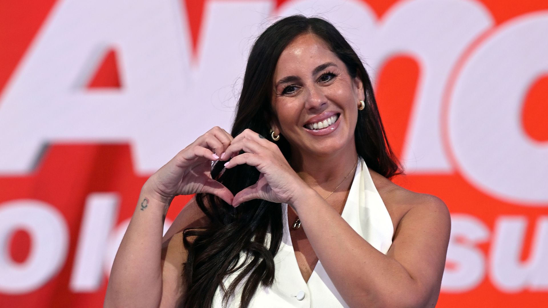 Anabel Pantoja posa durante la presentación de 'Amor… ¡O lo que surja!', de Telecinco, a 18 de junio de 2026, en Madrid