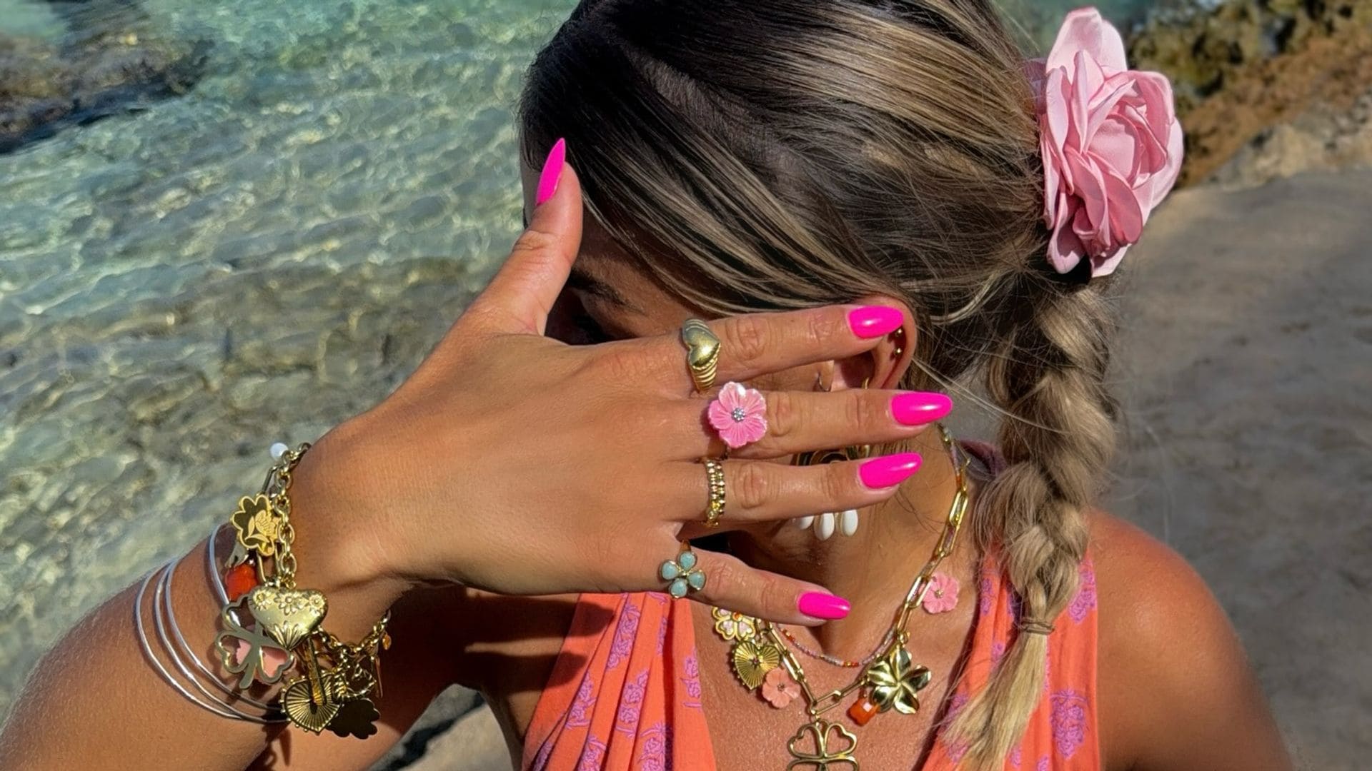 Manicura a prueba de verano: trucos para que tus uñas sobrevivan al sol, la sal y el cloro