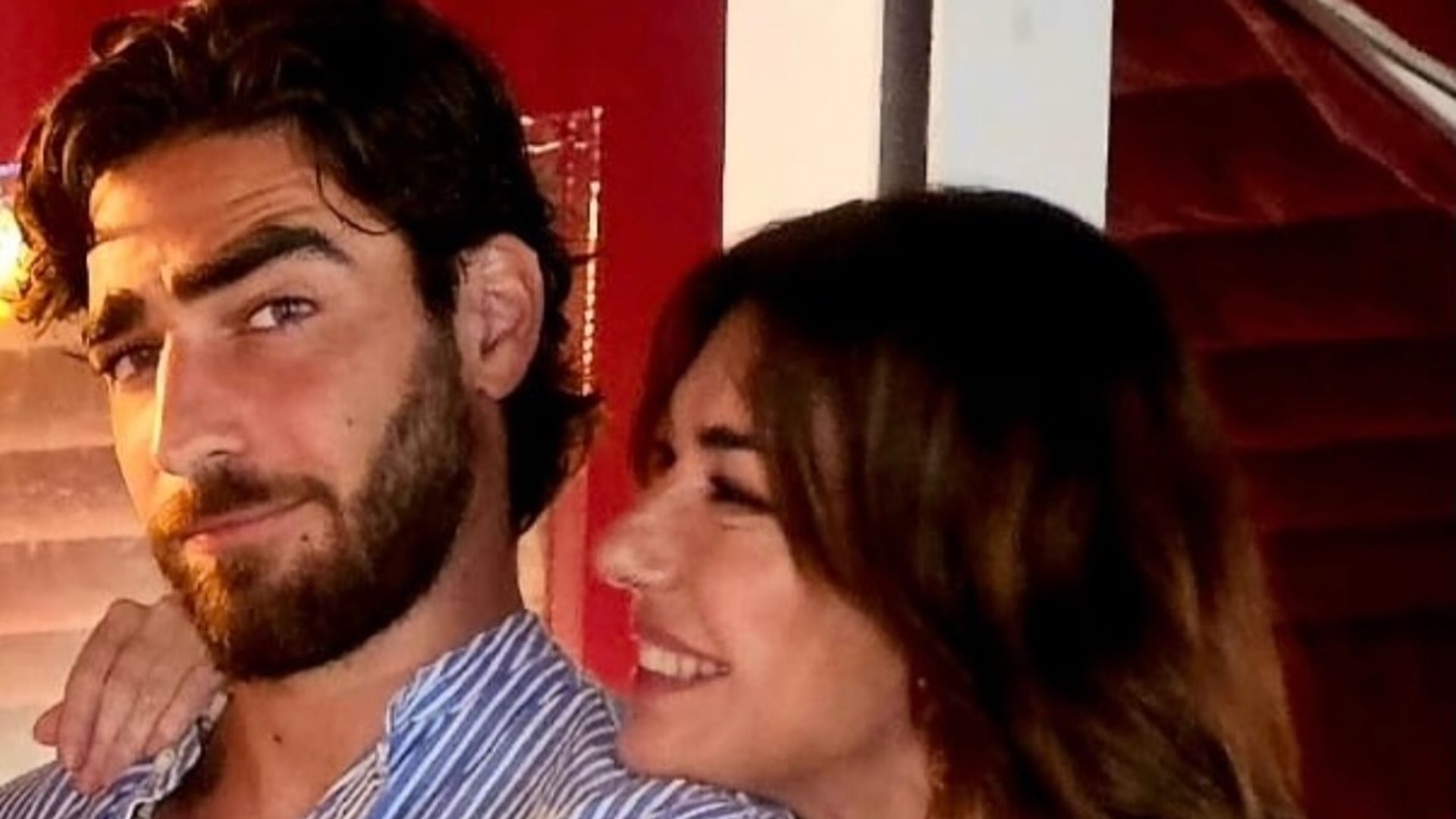 Así es Nicolás, el hijo de 25 años de Raquel Revuelta que levanta pasiones: muy deportista, toca el piano y podría ser el doble de Can Yaman