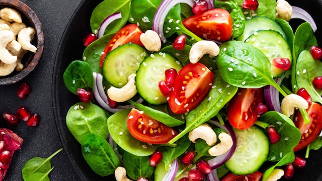 Ensalada de verano con anacardos

