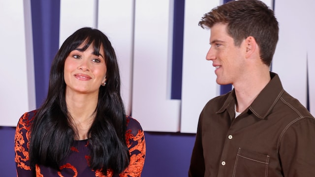 Aitana Ocaña y Miguel Bernardeau en la premiere de 'La última' en noviembre de 2022