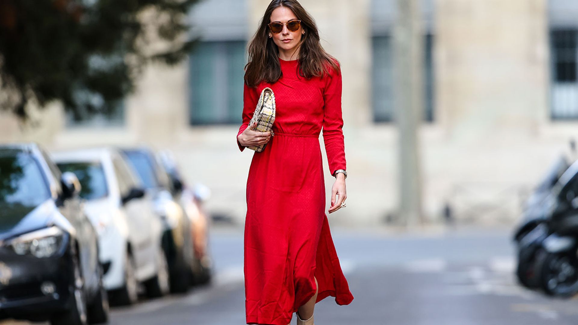 ¿Tu color favorito es tendencia? Ficha un vestido 'midi' hecho justo para ti