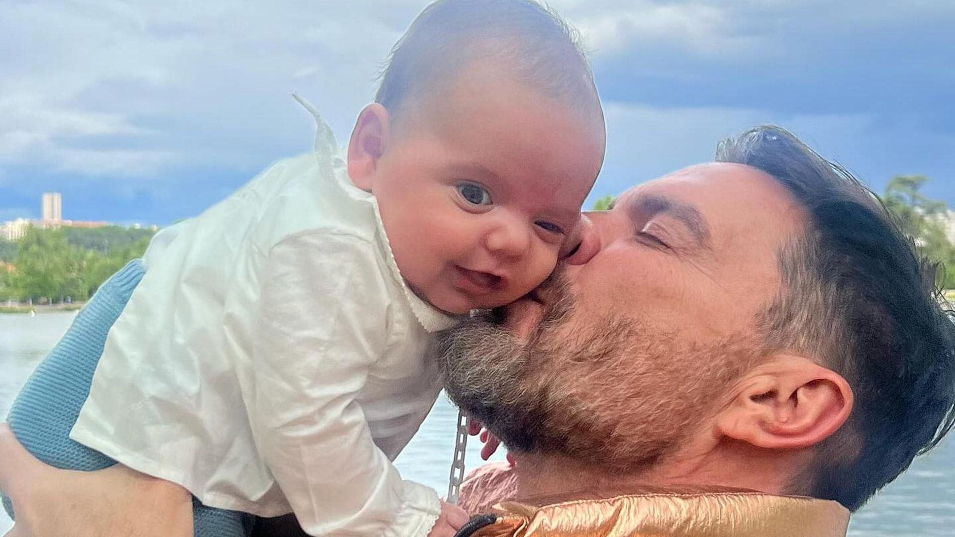 Julián Gil derrocha ternura en sus nuevas fotos con su ‘consentido’, su nieto Oliver