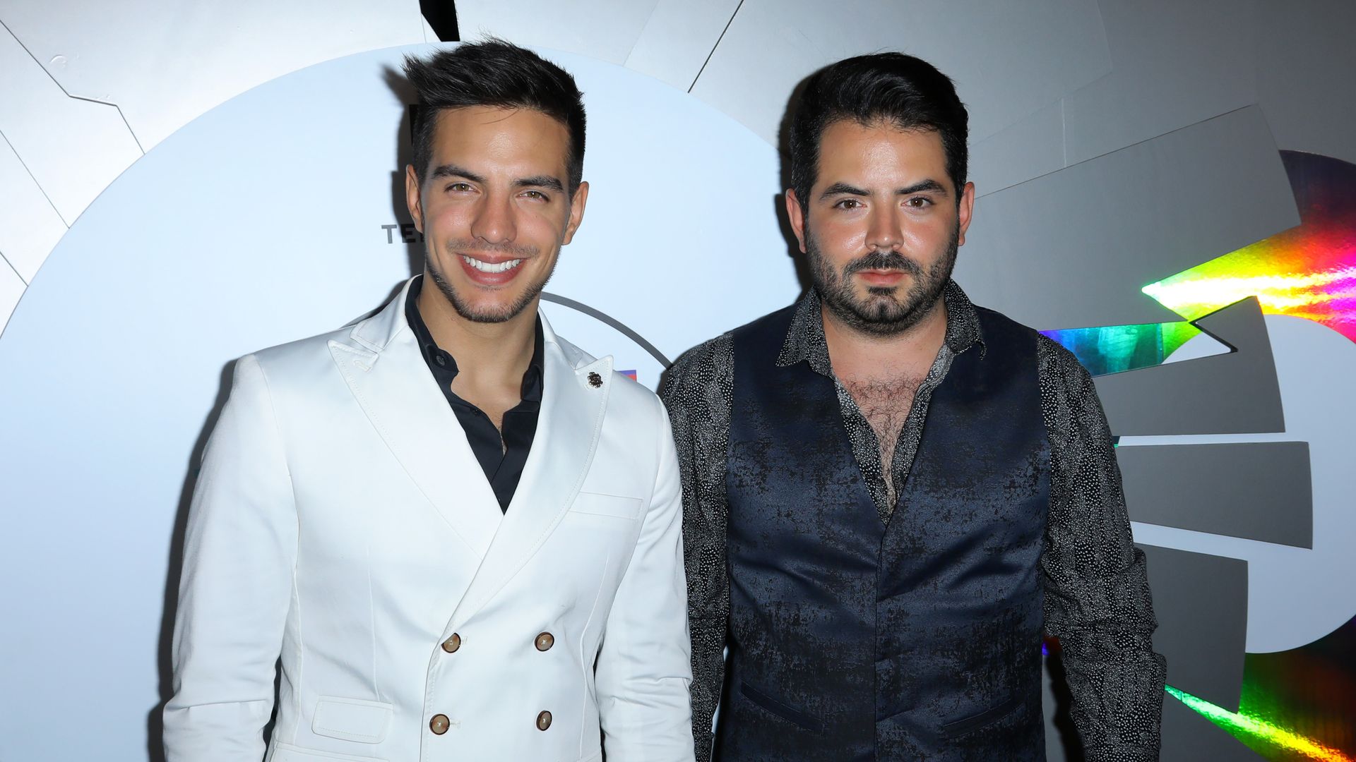 Así reaccionó Eugenio Derbez al saber que sus hijos, Vadhir y José Eduardo han decidido desvincularse de él