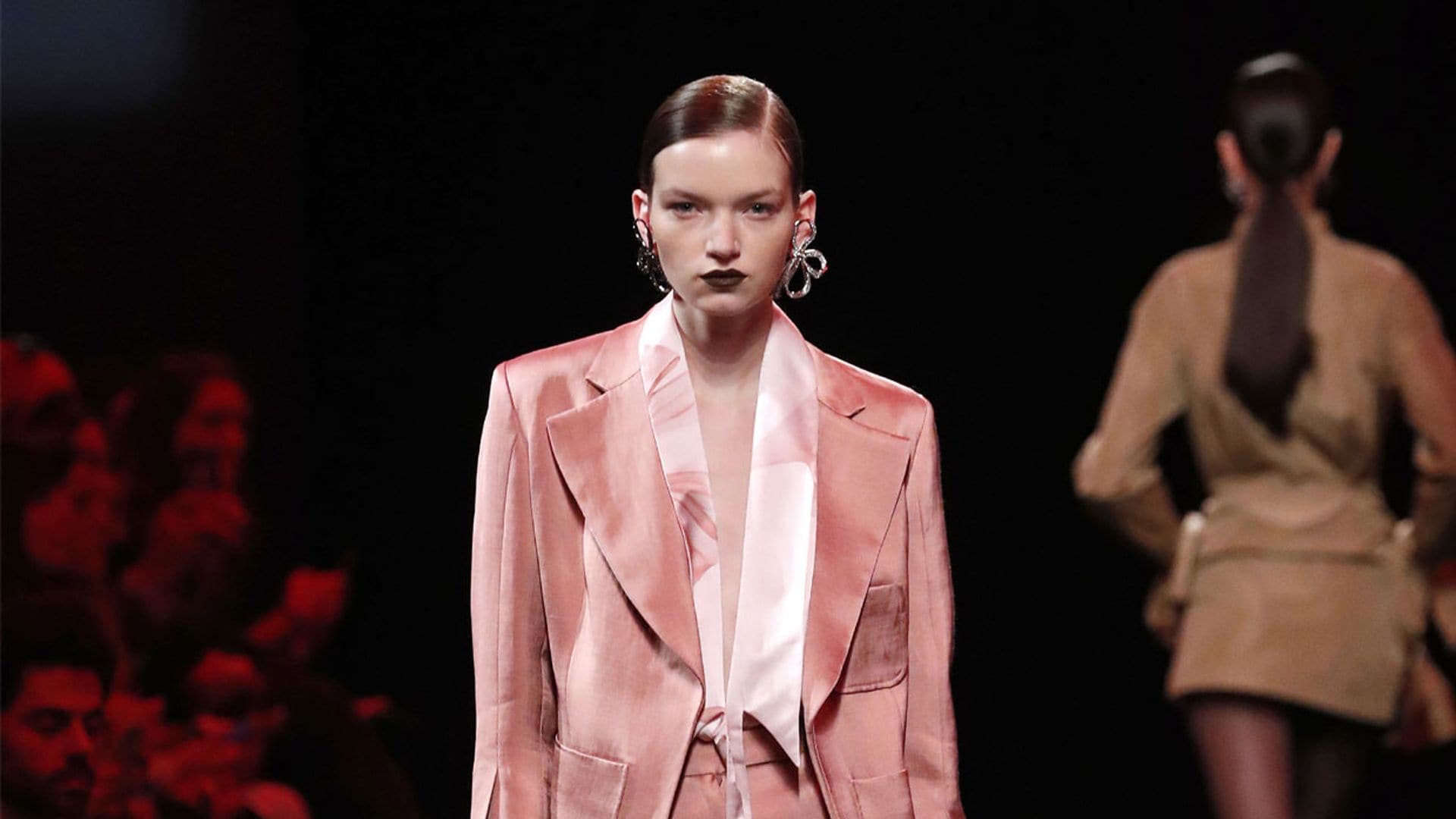 El diseñador Juan Vidal y la modelo Natalia Sabe, los mejores de la 71 edición de Fashion Week Madrid