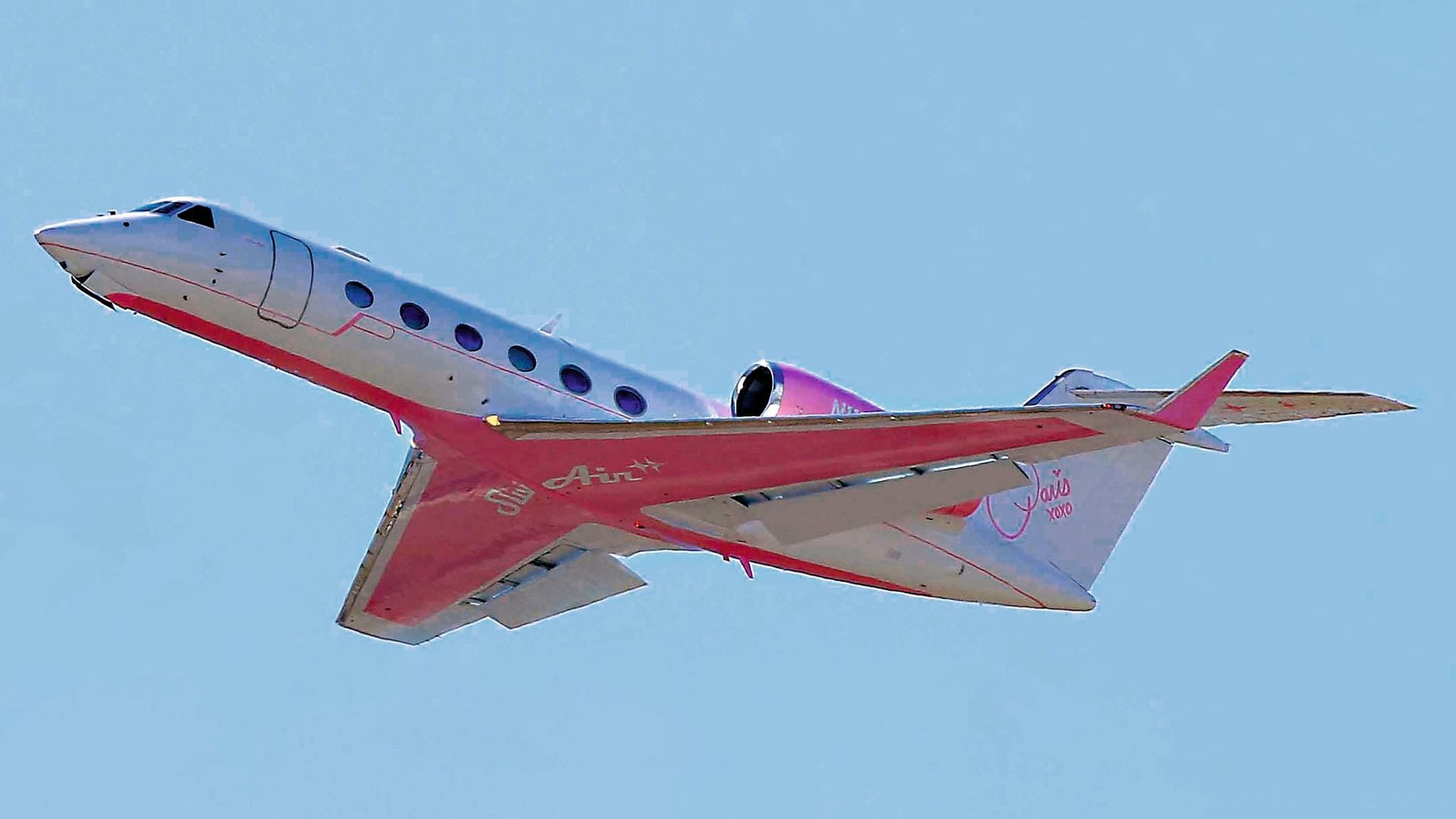 El "jet" personalizado Sliv Air, un Gulfstream G450 completamente renovado