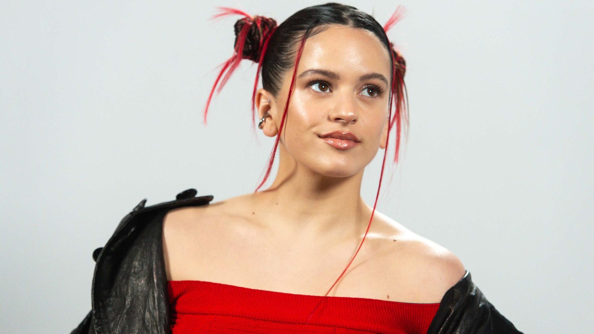 Rosalía rompe el silencio sobre su ruptura con Rauw Alejandro | ¡HOLA!