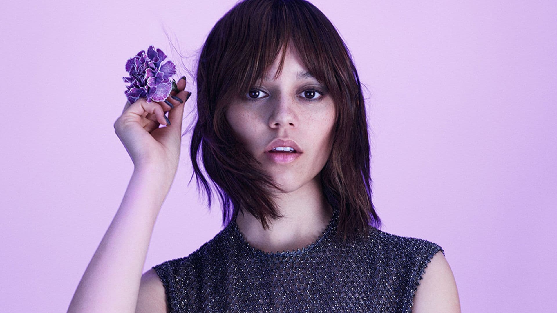 Jenna Ortega conquista el mundo 'beauty' con su nuevo proyecto