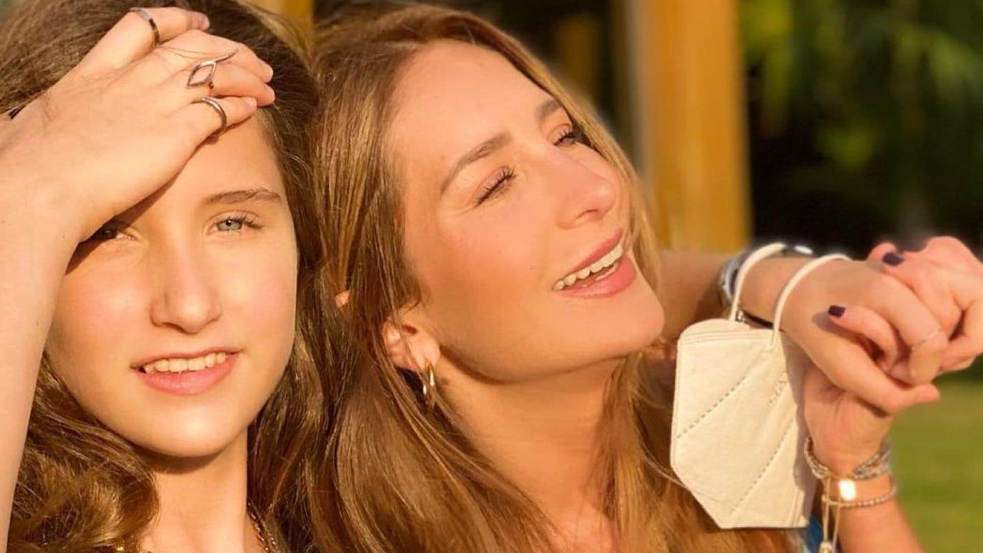Geraldine Bazán, entre la calma y los nervios durante las clases para manejar de su hija Elissa