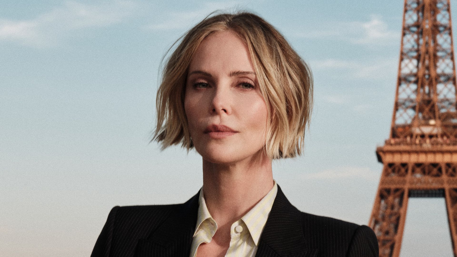 Charlize Theron con su corte bob en paris