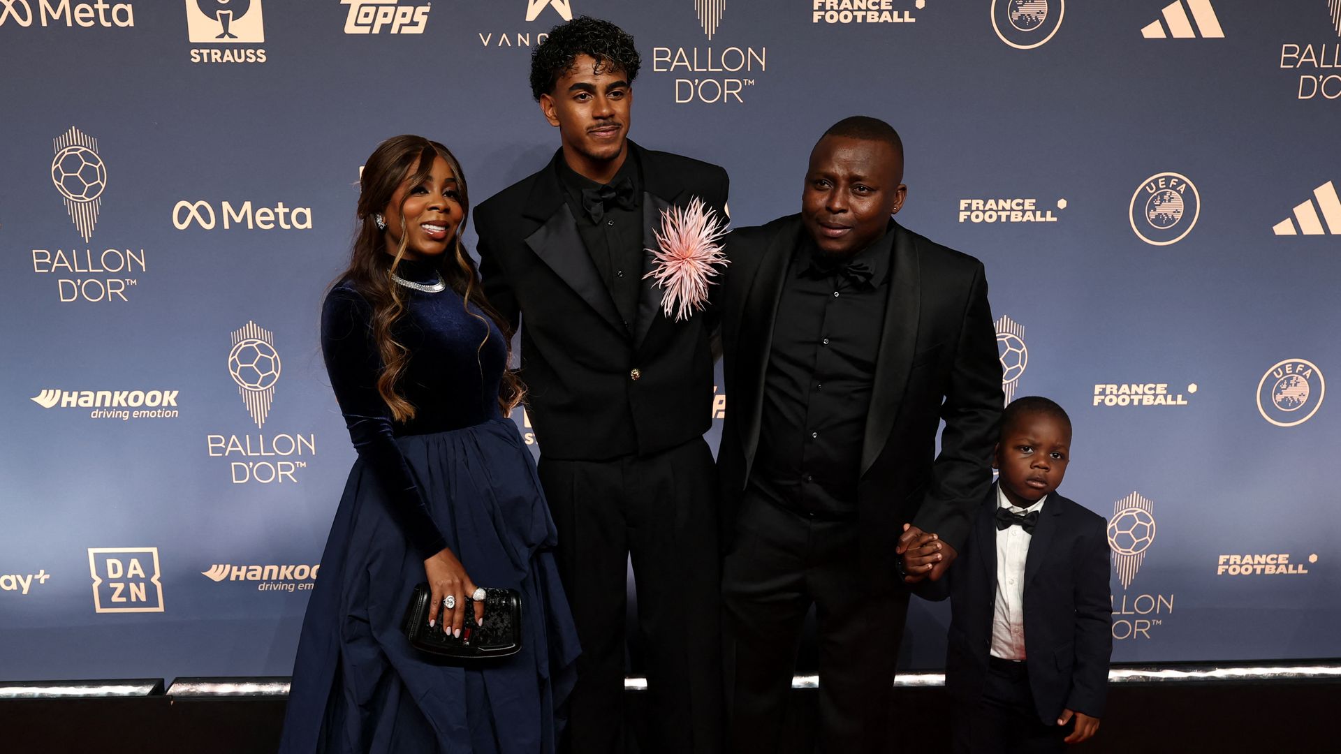 Keyne se convierte en el gran protagonista de la noche en Londres: las fotos del hermano de Lamine Yamal en el Balón de Oro