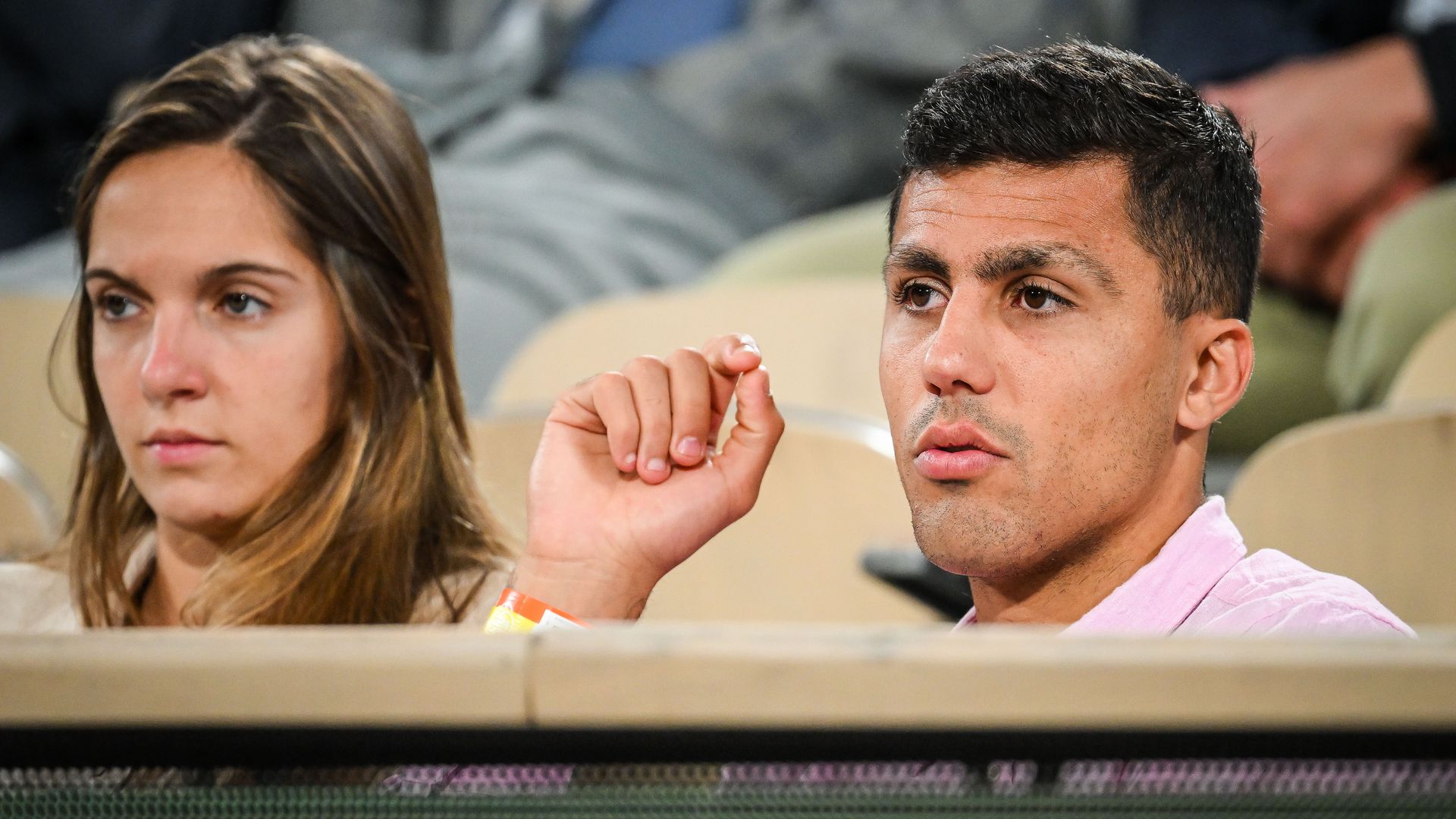 El lado más personal de Rodri Hernández: de quién es su novia a sus estudios universitarios