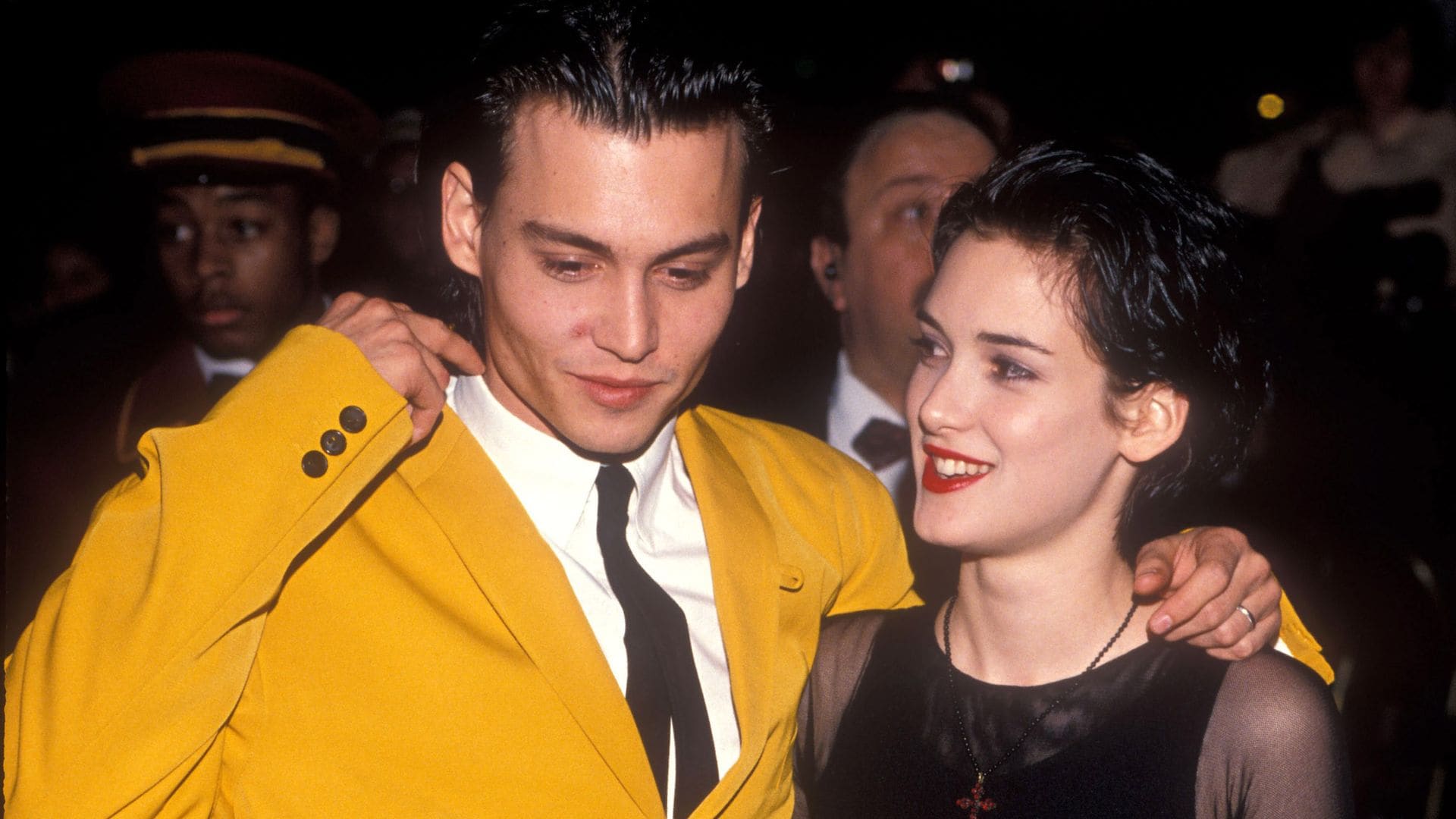 Johnny Depp y Winona Ryder durante el estreno de Cry-Baby en 1990