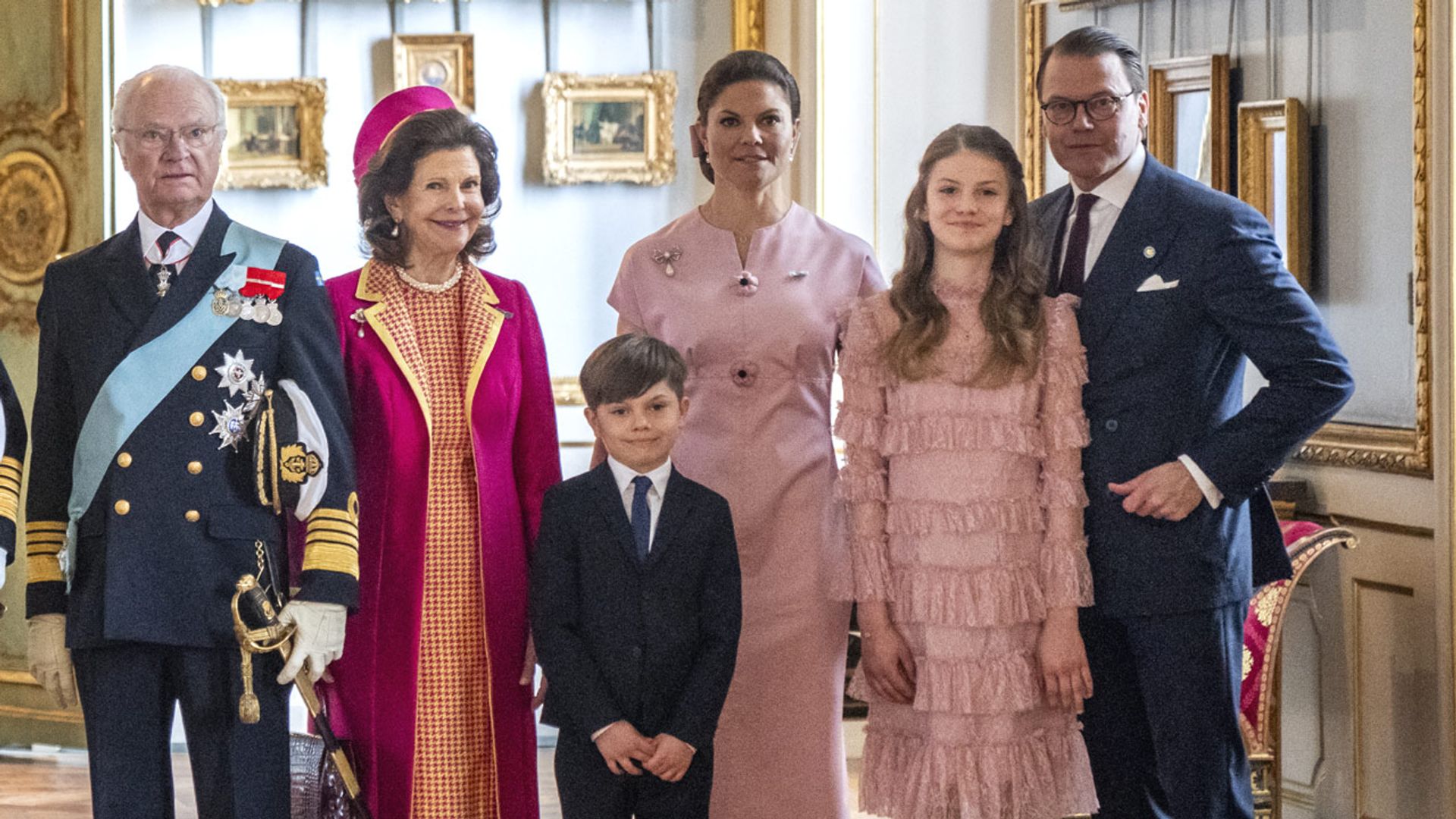 Silvia, Victoria y Estelle de Suecia: tres generaciones de princesas ...