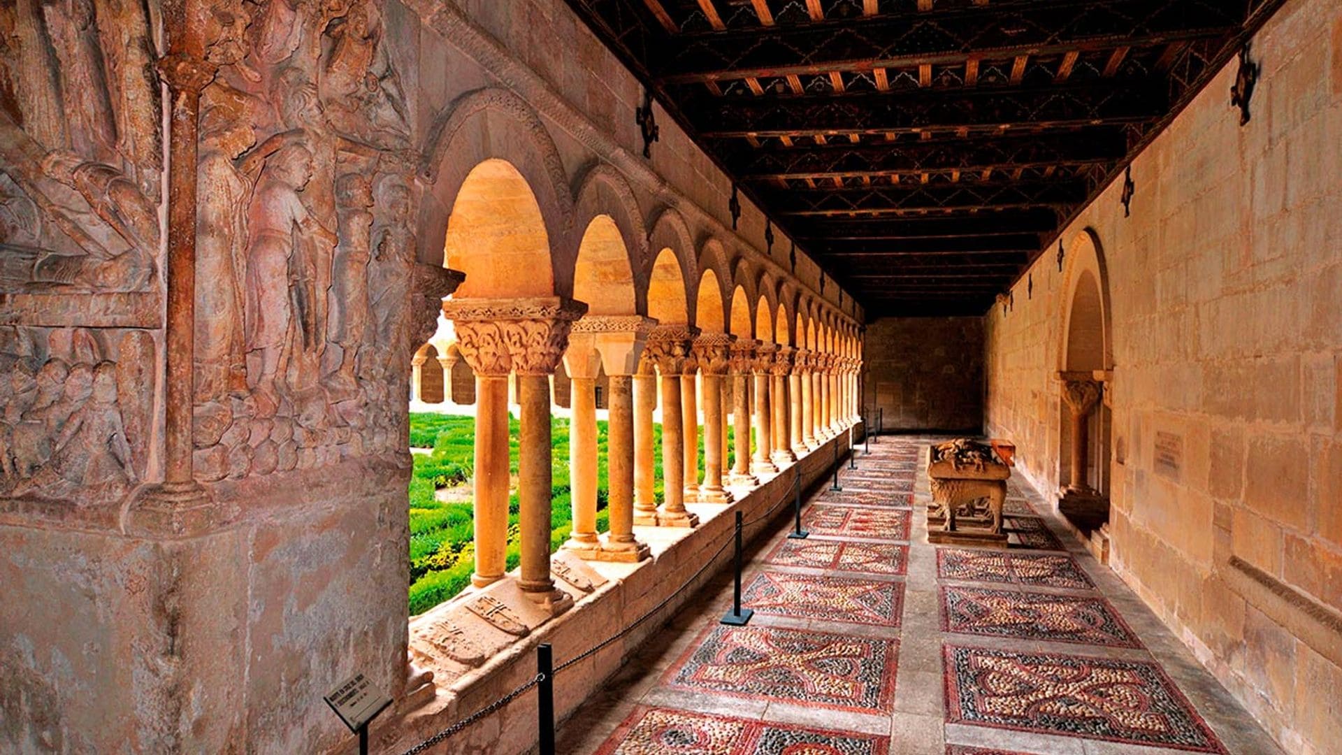 Después de las fiestas, es hora del silencio y la paz en estos monasterios