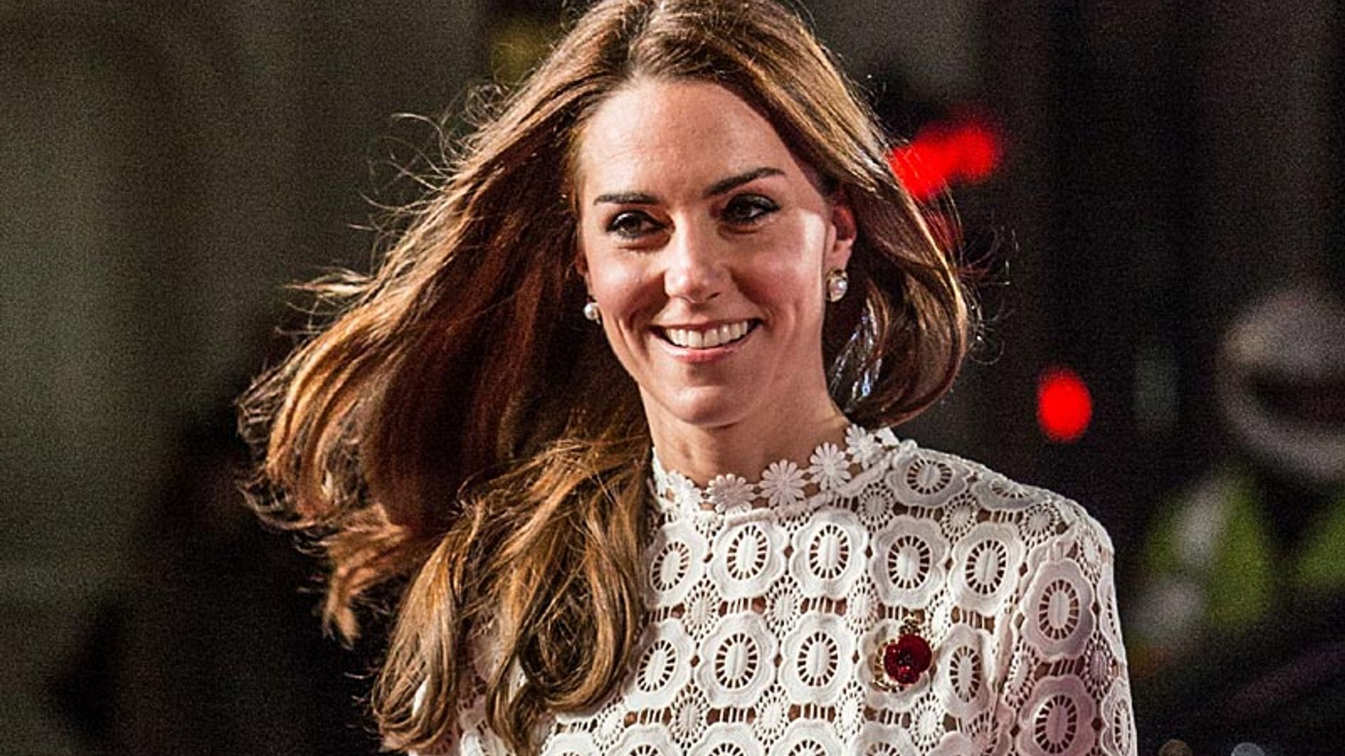 ¿Sabes cómo dar un giro a tu 'look'? ¡Nuestras 'royals' sí!
