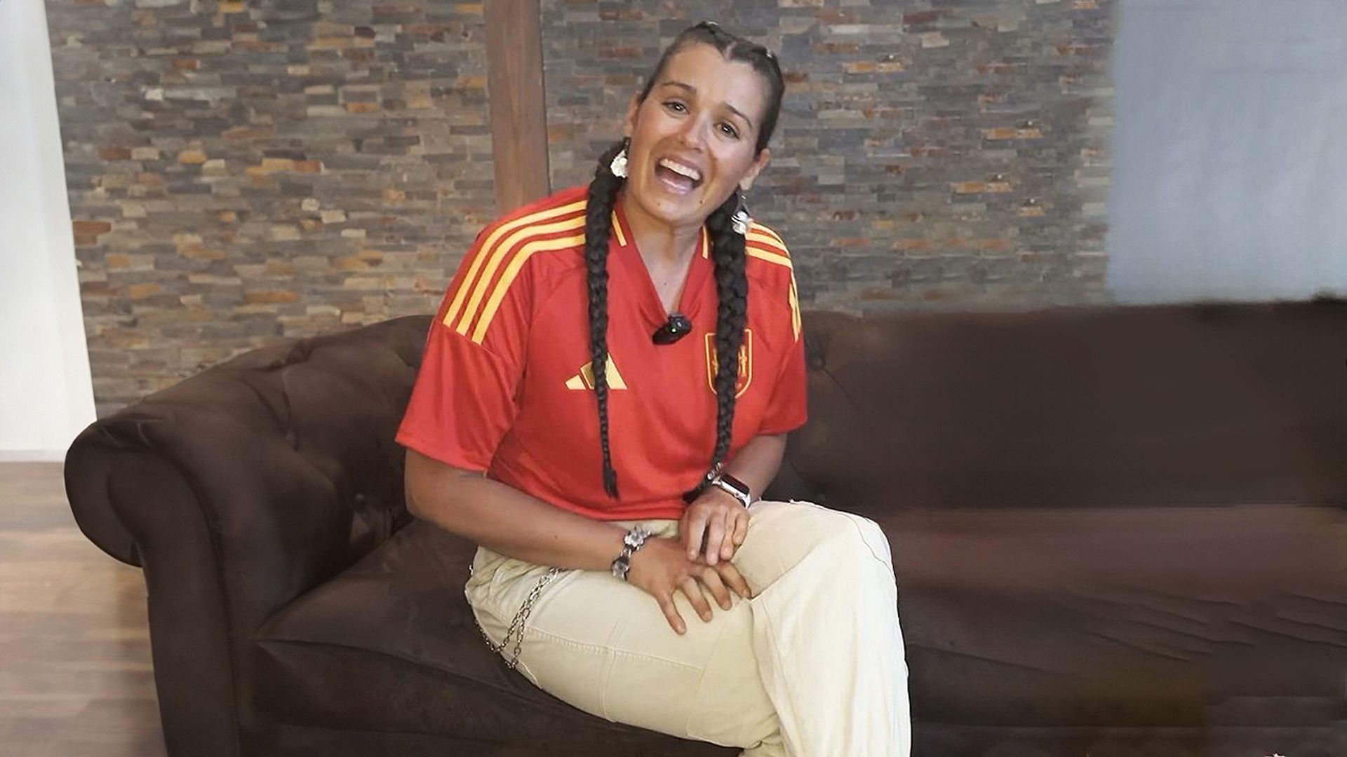 'Potra salvaje’, la canción de Isabel Aaiún que se ha convertido en el himno de La Roja para celebrar sus victorias en la Eurocopa